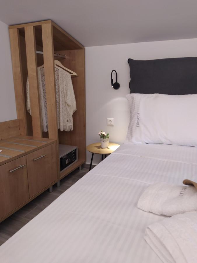Flaneur Apartments ออร์โมส ปานากีอาส ภายนอก รูปภาพ